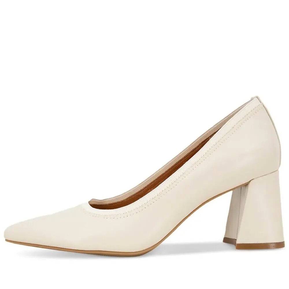 Gentle Souls by Kenneth Cole Dionne Pointed Toe Pumps White Stone Women's 7.5M